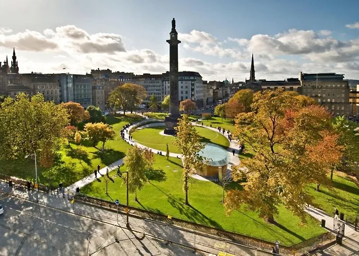 Guestready - Modern 5 Minutes Walk From Princes Street 公寓