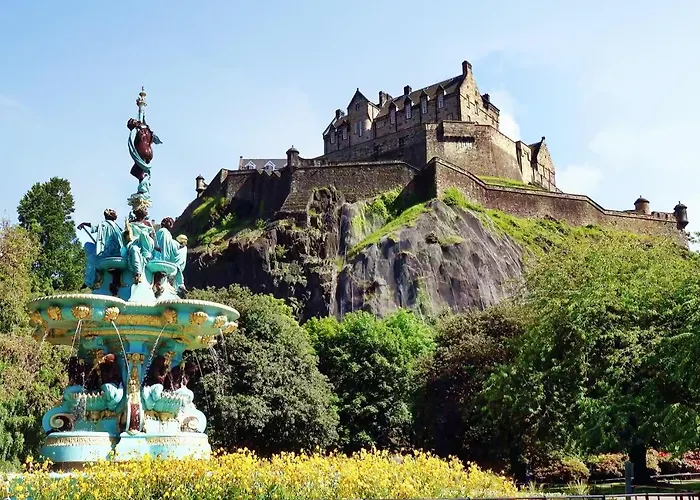 And Stylish One Bedroom Apartment Edinburgh