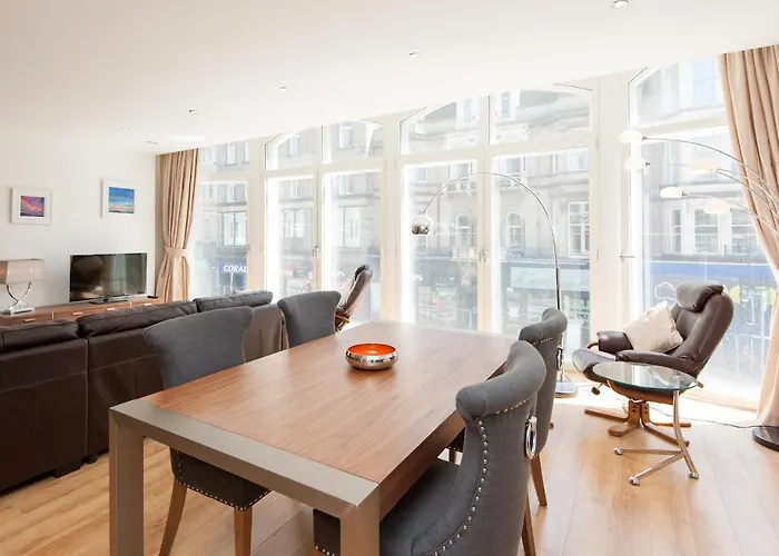 Shandwick - Centre - Sleeps 2 Edimburgo