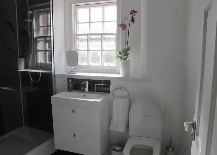 דירה 2 Chessels Court, Flat 3 אדינבורו