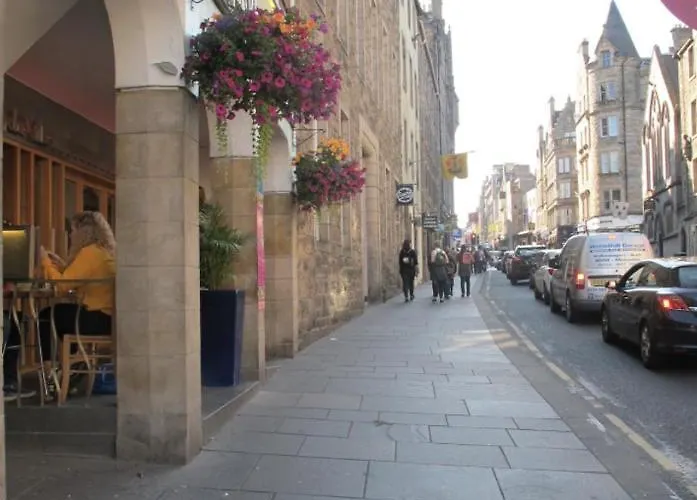 2 Chessels Court, Flat 3 דירה אדינבורו