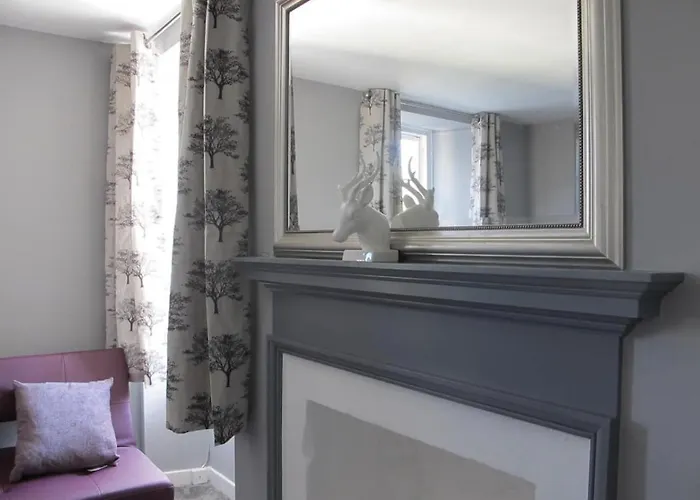 Apartment 2 Chessels Court, Flat 3 Edinburgh