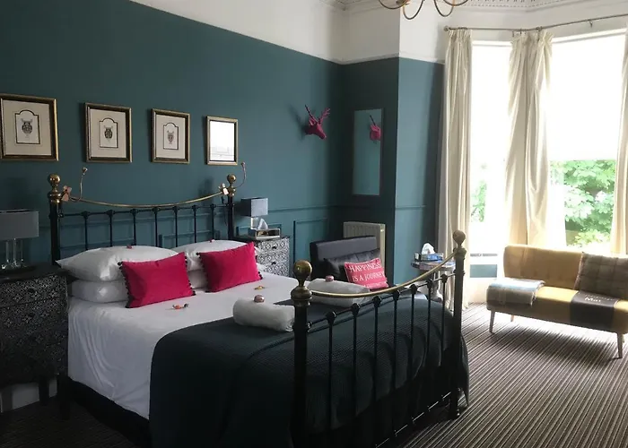 Albyn Townhouse ゲストハウス 4*