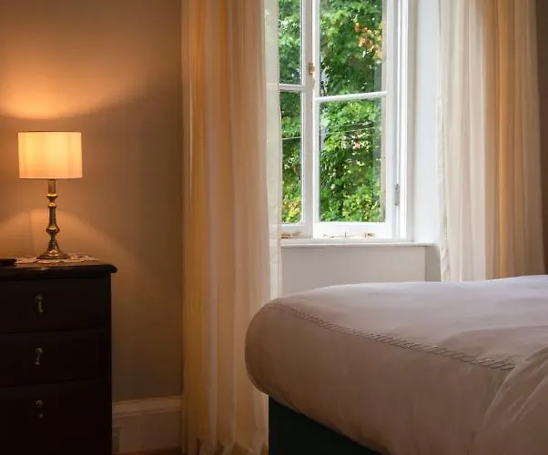 Guest house Georgian House 4*