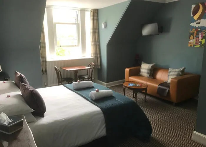 Albyn Townhouse Pensionat 4*