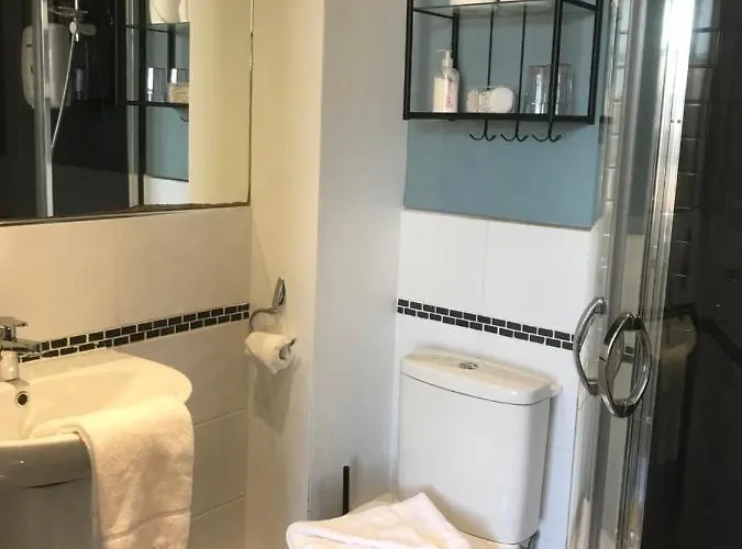 Albyn Townhouse Pensionat 4*