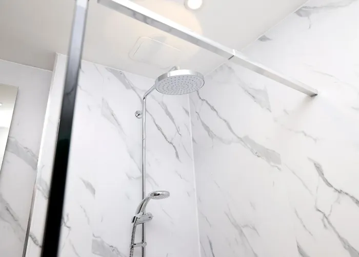 Stunning 2 Bed Nr The Royal Mile & The Castle