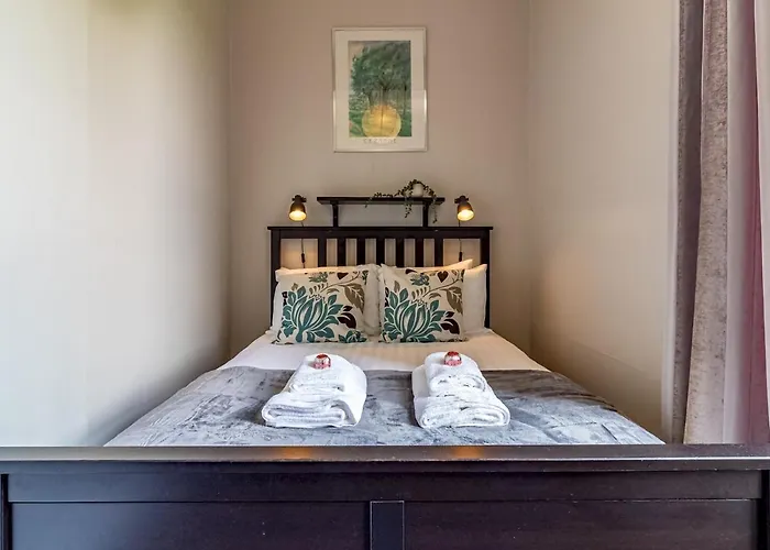 Apartment Pass The Keys Spacious And Homely Flat On The Royal Mile *