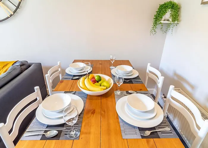 Pass The Keys Spacious And Homely Flat On The Royal Mile * Edinburgh