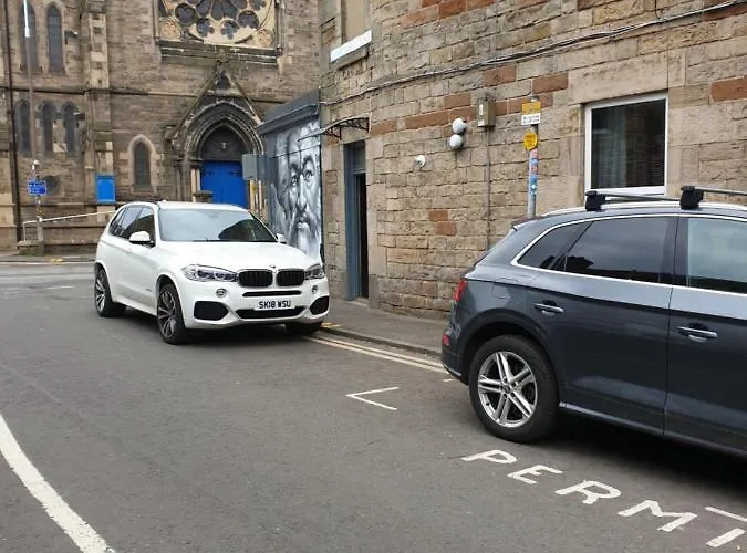 Lower Gilmore Place *