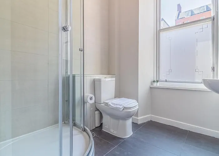 Pass The Keys Spacious And Homely Flat On The Royal Mile Apartment