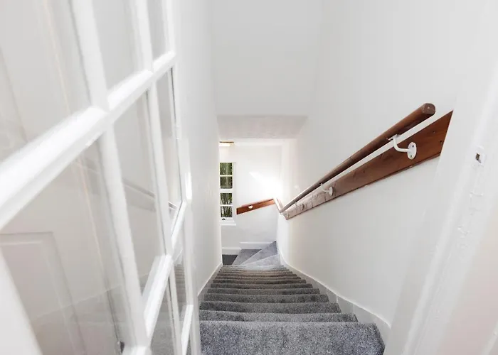 Joivy Beautiful Mews Near Princes Street דירה