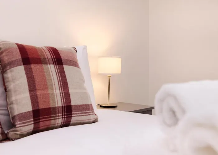 Joivy Beautiful Mews Near Princes Street אדינבורו