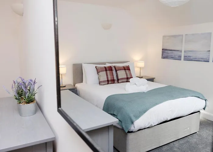 Joivy Beautiful Mews Near Princes Street אדינבורו