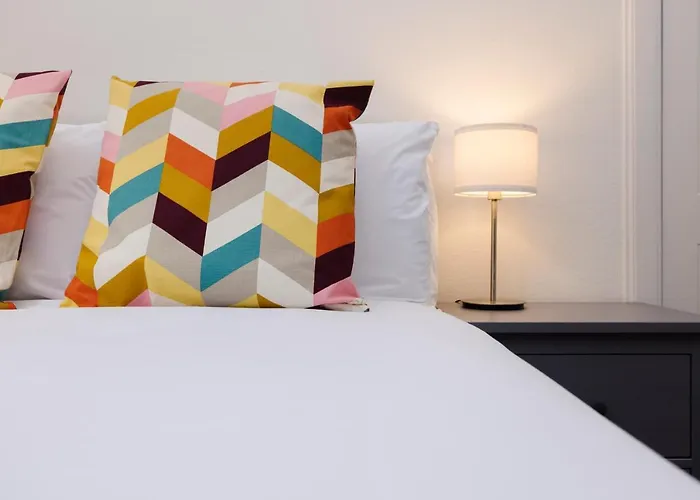 דירה Joivy Beautiful Mews Near Princes Street *