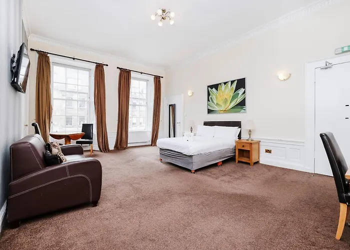 Castle Street בית הארחה