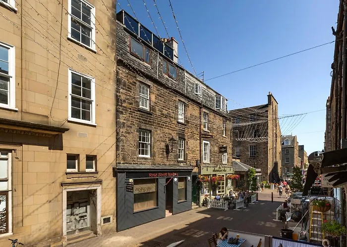 The Rooftop Terrace Apartment