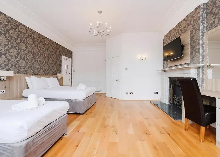 Castle Street Edinburgh