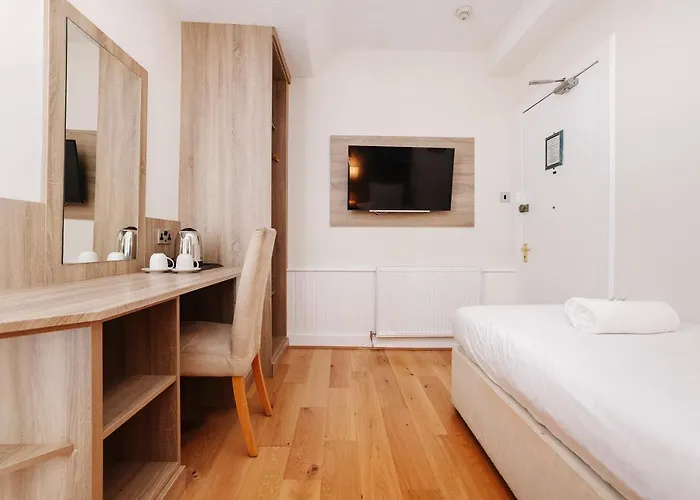 Castle Street בית הארחה אדינבורו