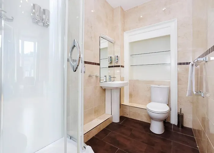 Castle Street Guest house