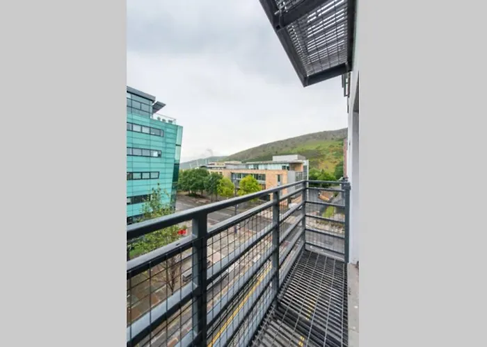 Royal Mile & Arthur's Seat Apt With Private Parking Apartament