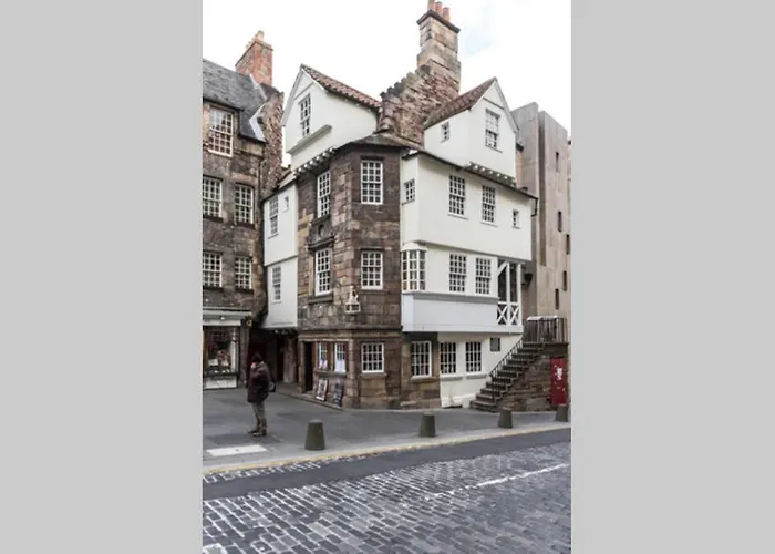 Apartament Royal Mile & Arthur's Seat Apt With Private Parking *