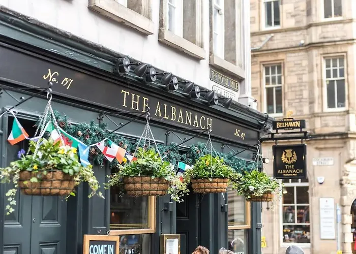 Apartament Royal Mile & Arthur's Seat Apt With Private Parking *