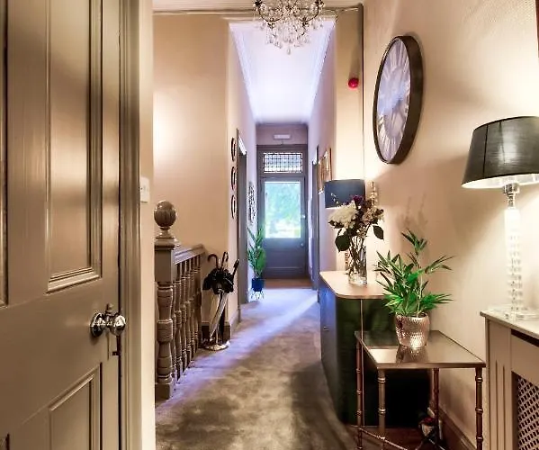 Affittacamere The Hedges 5*