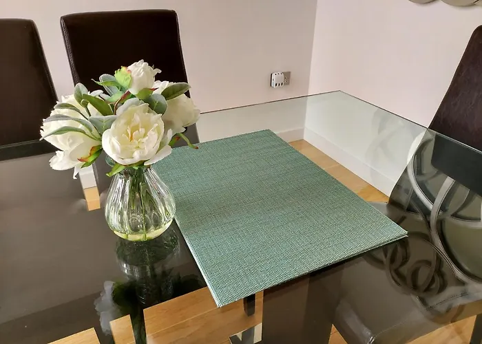 Quartermile Luxury Landing