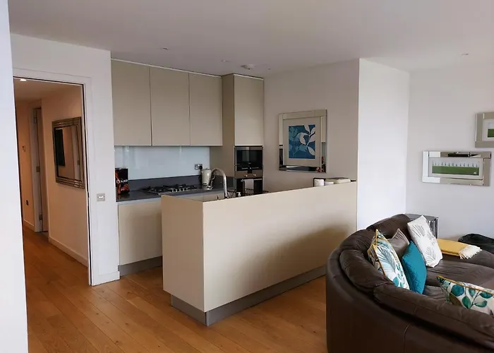 Quartermile Luxury Landing Apartment