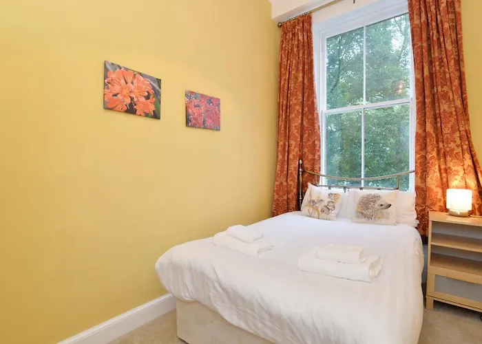 By The Meadows, Close To Centre Apartment *