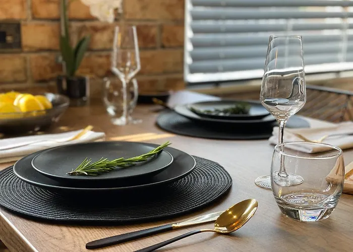 Hart Castle Rock Grassmarket Edinburgh