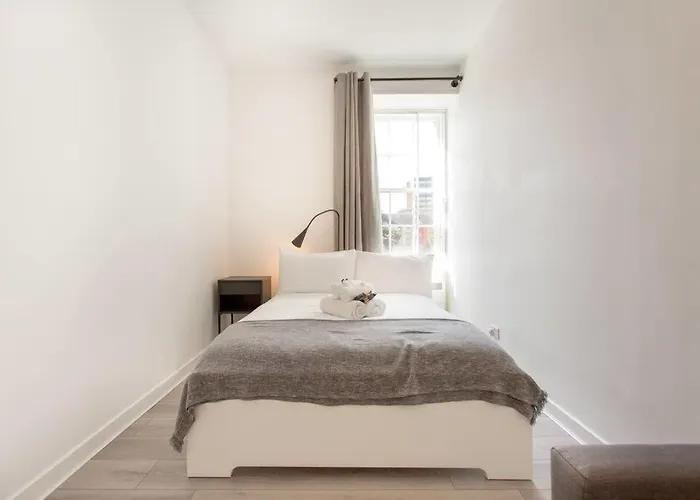 Appartement Modern & Bright 1 Bed For 4 Close To Centre!