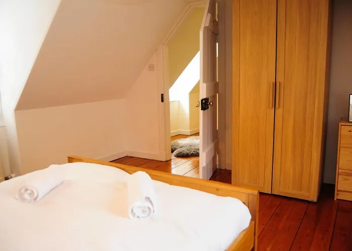 Beautiful Bohemian 2br Flat In The Cowgate *