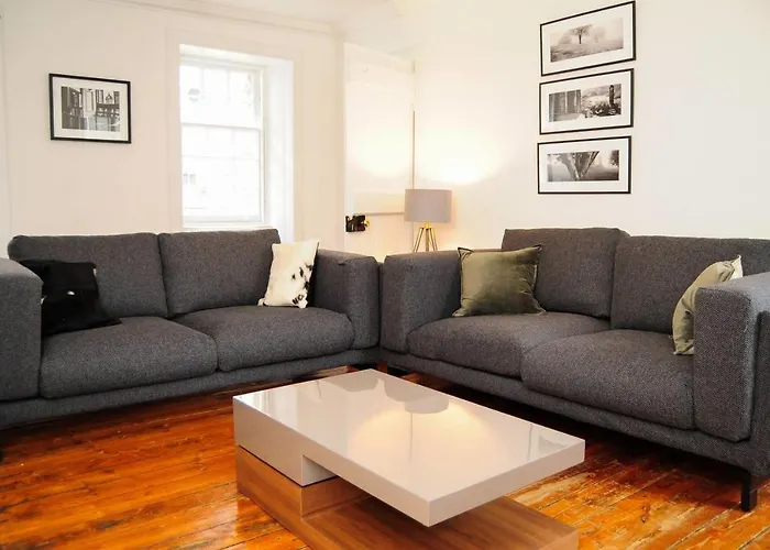 Beautiful Bohemian 2br Flat In The Cowgate *