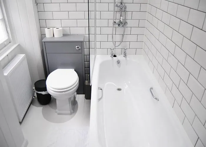 Beautiful Bohemian 2br Flat In The Cowgate Appartement