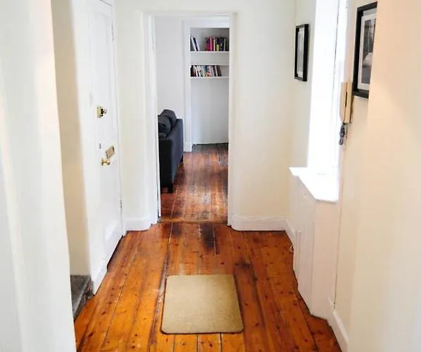 Apartament Beautiful Bohemian 2br Flat In The Cowgate