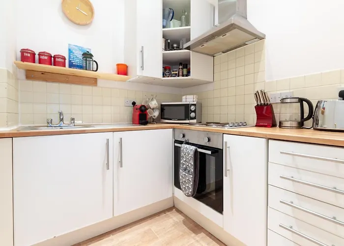 شقة Beautiful Center 1 Bed With Park View *