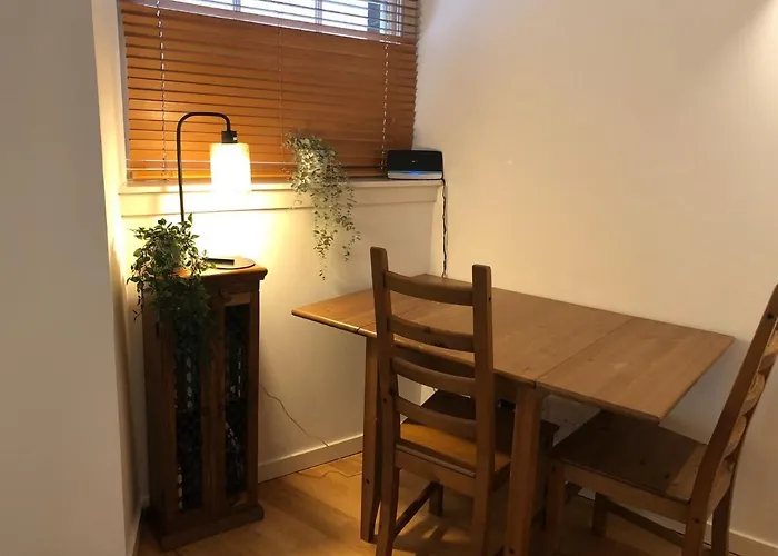 The Edmonstone's * Edinburgh