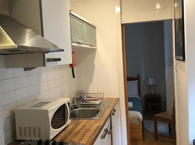 The Edmonstone's * Edinburgh