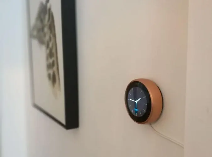 Fringe Base With Garden Near The Meadows Апартаменты *