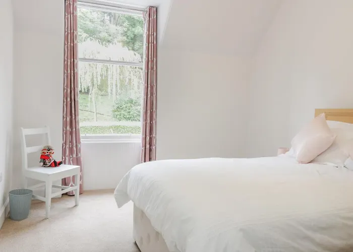 6 Coltbridge Gardens אדינבורו