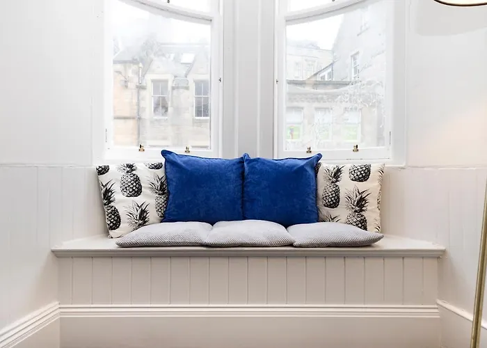 Appartement Joivy Sophisticated Near Castle