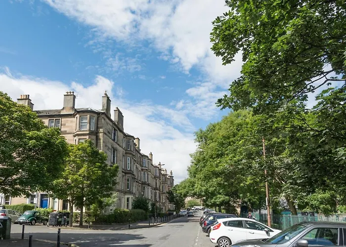 Beautiful Center 1 Bed With Park View إدنبرة