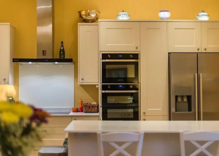 Huntly Street * אדינבורו