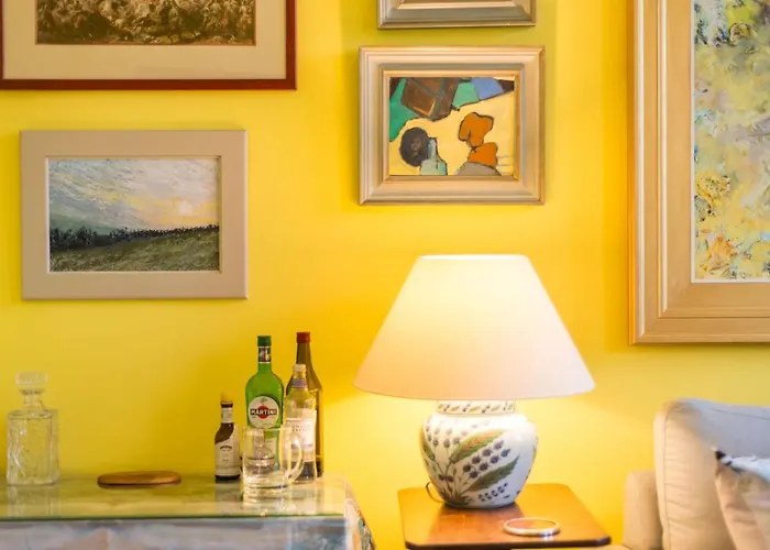 Huntly Street אדינבורו