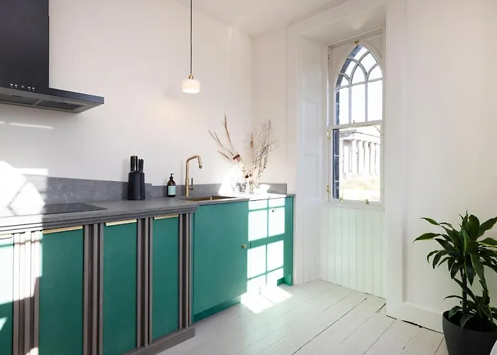 Vakantiehuis Joivy Observatory House & *