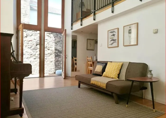Appartement Mezzanine In Historic School Édimbourg