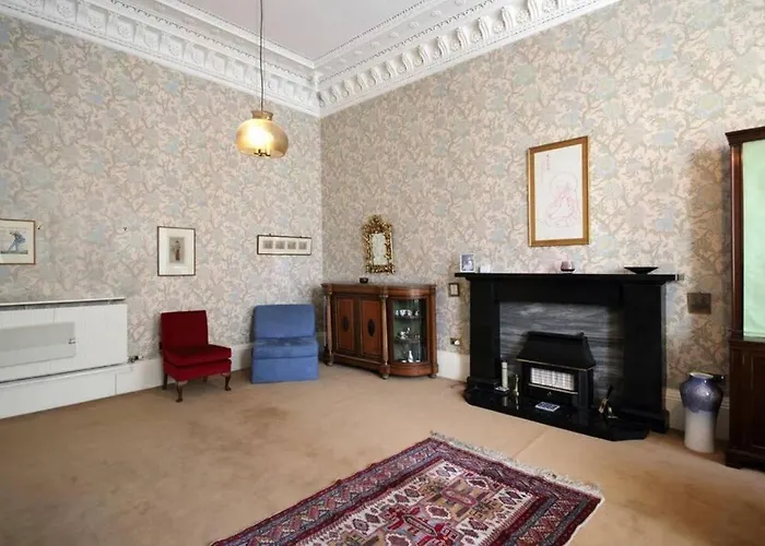 Quirky, West End, House Διαμέρισμα *