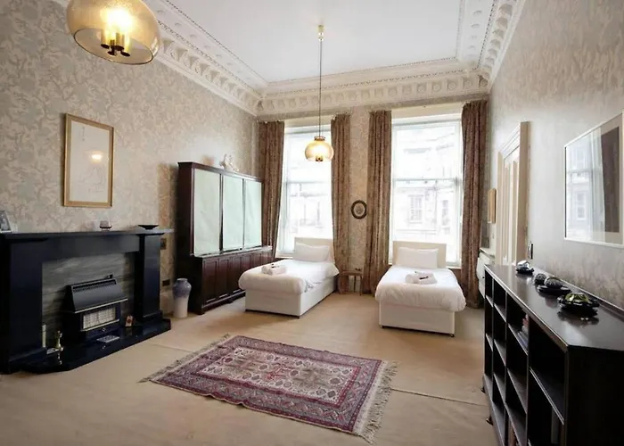 Quirky, West End, House * エディンバラ